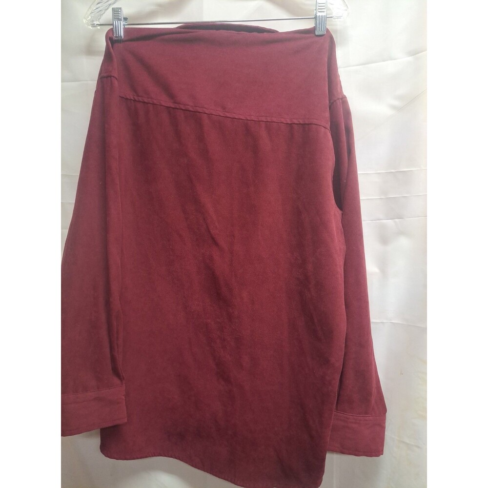 Disney Mickey Mouse Just Chillin Burgundy Polyester Long Sleeve Womens Button Up - Picture 3 of 5